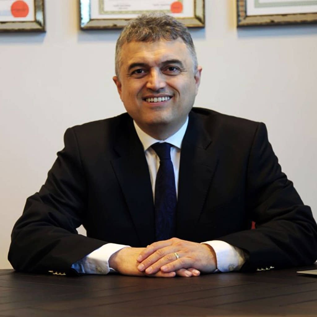 Health in Globe'ın başarılı doktorlarından Prof. Dr. Burak Kavlakoğlu Pandemi Döneminde Obezite Arttı